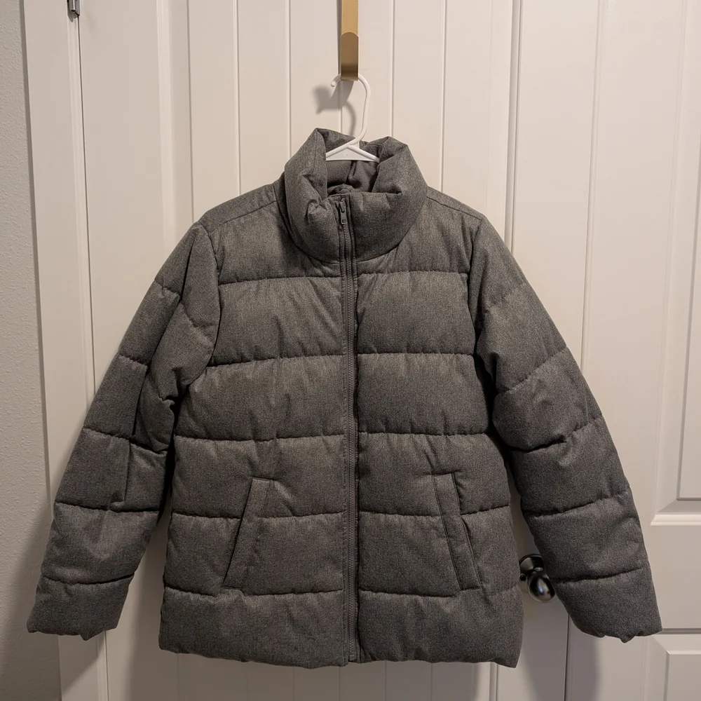 Old Navy Charcoal Puffer Jacket - Picture 1 of 4